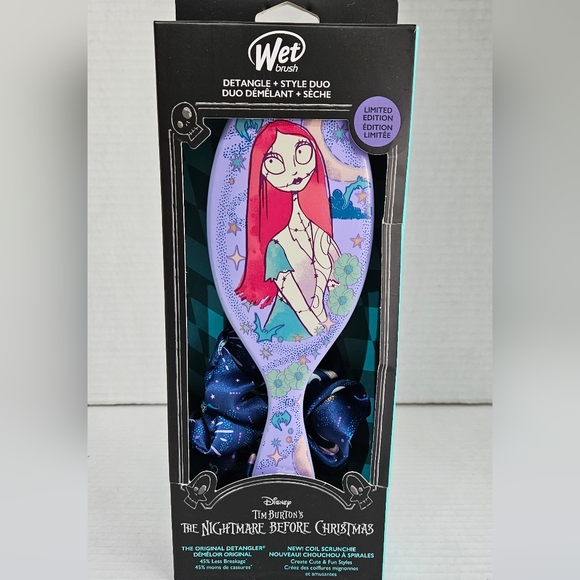 WET BRUSH WITH SCRUNCHIE NWT - Picture 4 of 7